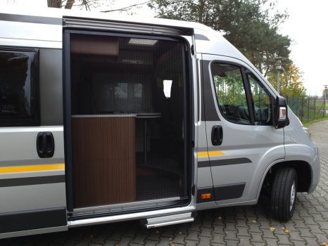 Plasa antiinsecte Ducato dupa 2007, usa inalta